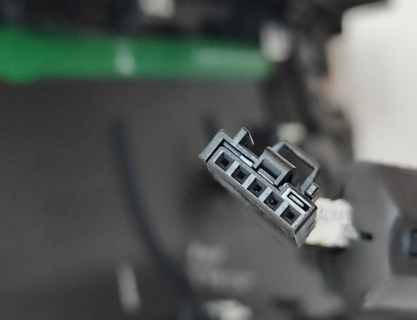 TESLA Model X 1 generation (2015-2024) Pravý zadný dverový panel 1051554-04-F,1067569-00-B 27208342