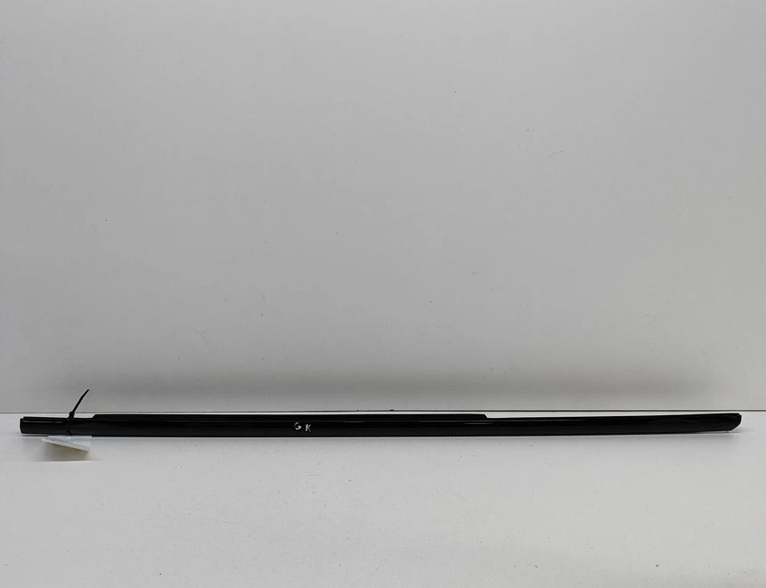 BMW 3 Series G20/G21/G28 (2018-2024) Стеклоуплотнитель задней левой двери 7465151 27818575