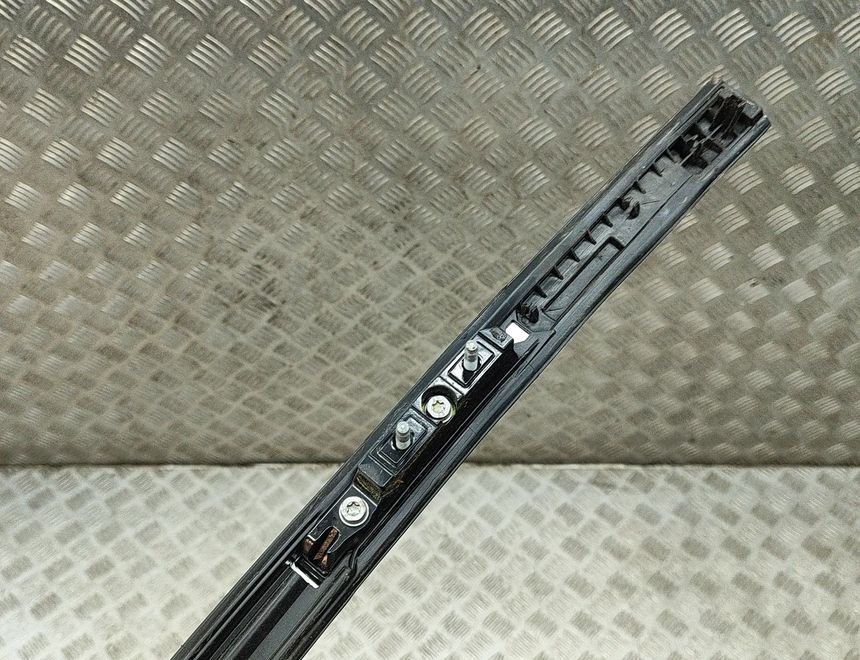 MERCEDES-BENZ E-Class W213/S213/C238/A238 (2016-2024) Ľavá strešná lišta A2138900393 27953981