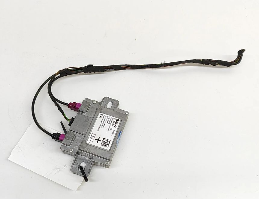 BMW X5 G05/G18 (2018-2024) Zosilňovač antény na kufri 8735007 28311086