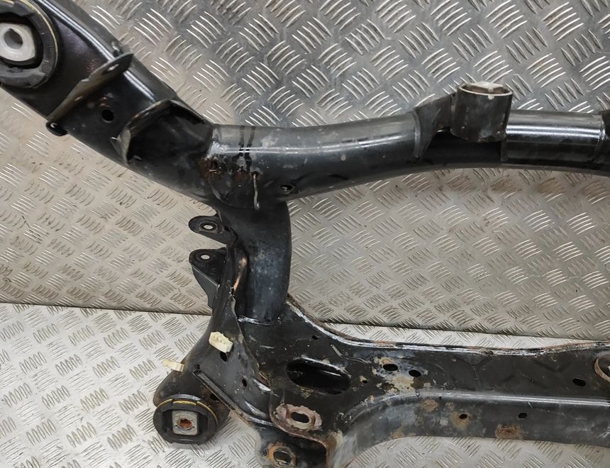 BMW 2 Series F22/F23 (2013-2020) Траверс задний 6792505 28352432