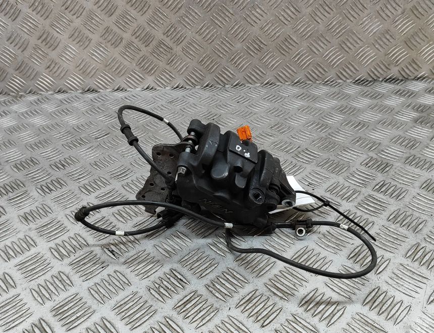 HONDA NT Передний правый боковой тормозной суппорт 28389439