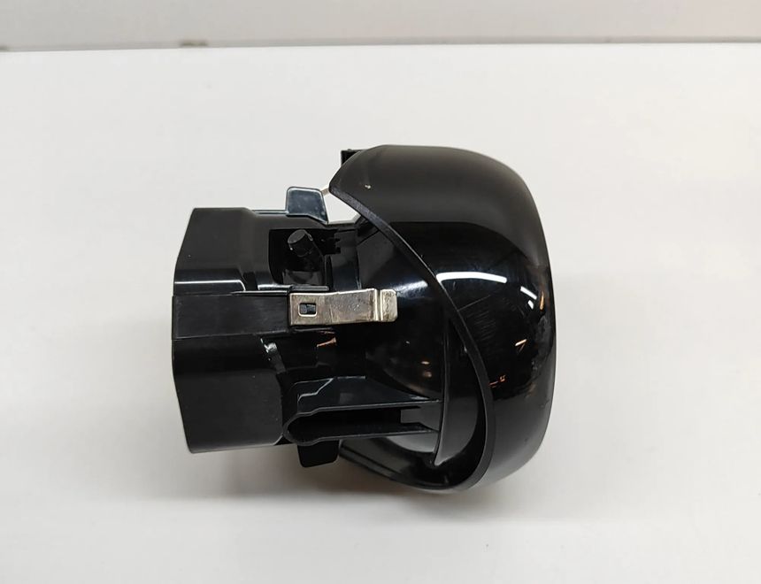 MERCEDES-BENZ C-Class W205/S205/C205 (2014-2023) Вентиляционные отверстия в приборной панели A2058301054 28590022