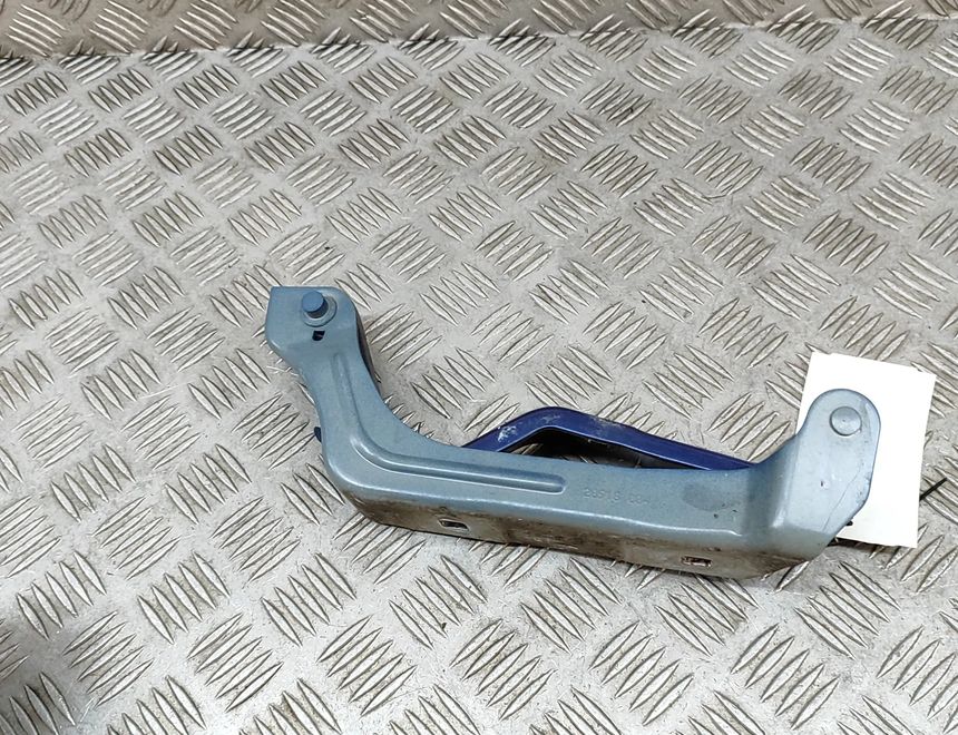 MASERATI Ghibli 3 generation (2013-2024) Pravý predný kapotový pant 670001872 28973681