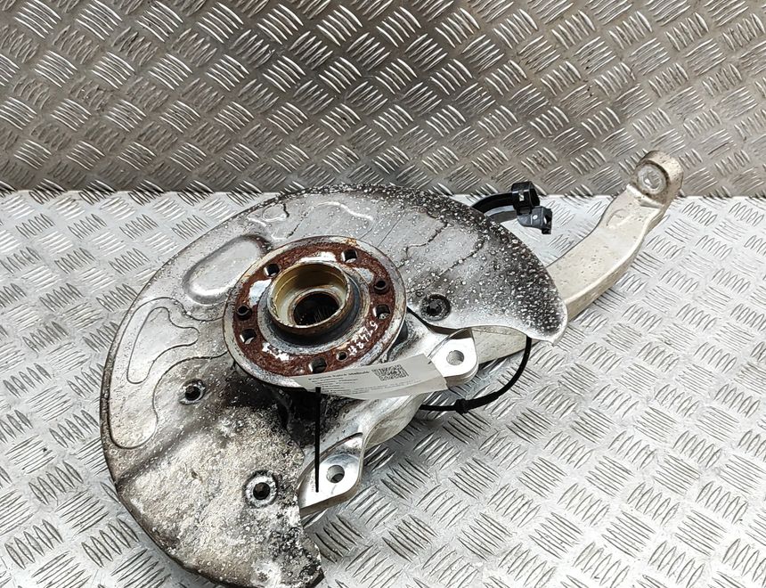 MERCEDES-BENZ GLE W167 (2019-2024) Ľavý predný náboj kolesa A1673322500,A1674213900 29025255