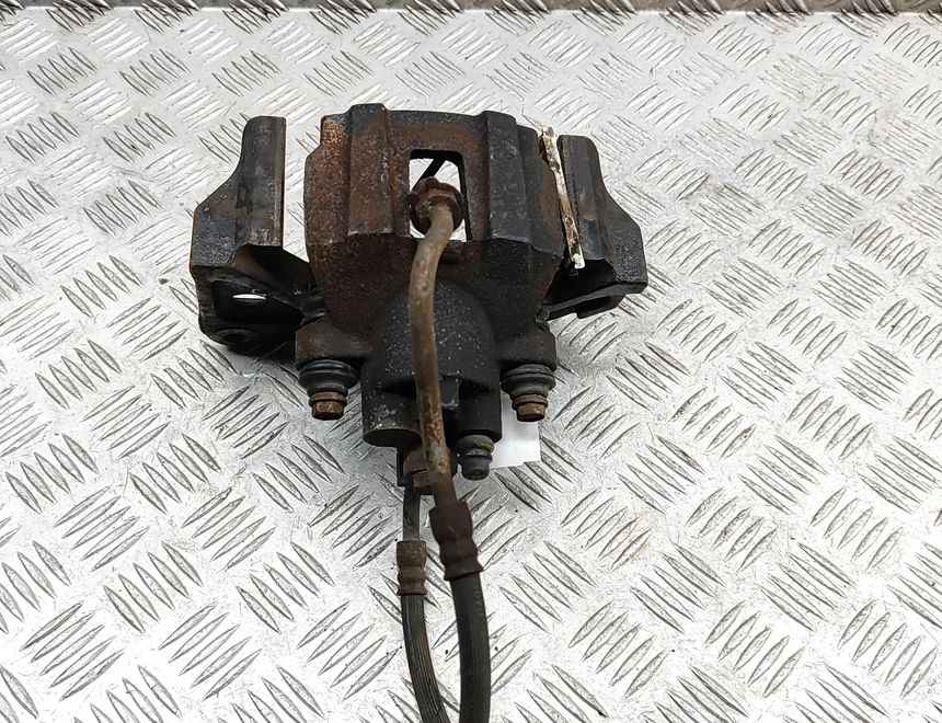 CHRYSLER Pacifica 1 generation (CS) (2003-2008) Zadný pravý brzdový strmeň 05114440AA 29402793