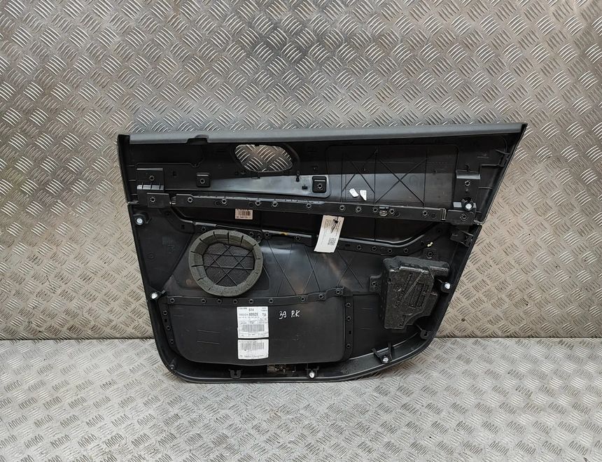 PEUGEOT 5008 1 generation (2009-2016) Ľavý predný dverový panel 98004809ZE 29758112
