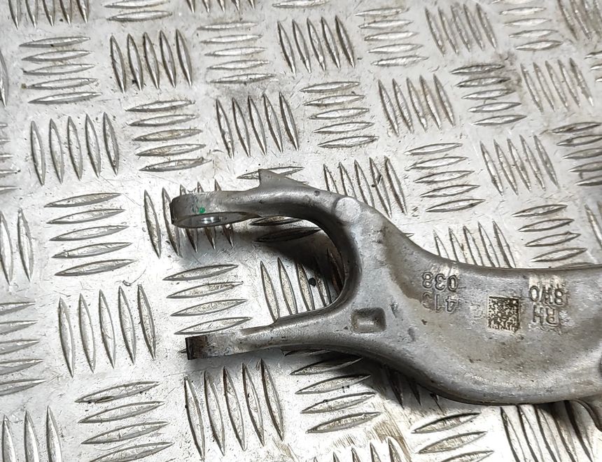 AUDI A5 F5 (2016-2024) Pravý predný tlmič nárazov 8W6413031B,8W0411105HG 29831593