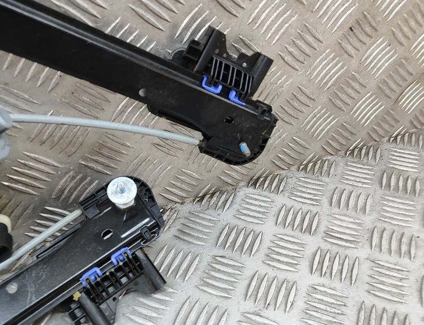 AUDI Q7 4M (2015-2024) Стеклоподъемник задней левой двери 4M0839461A 30358151