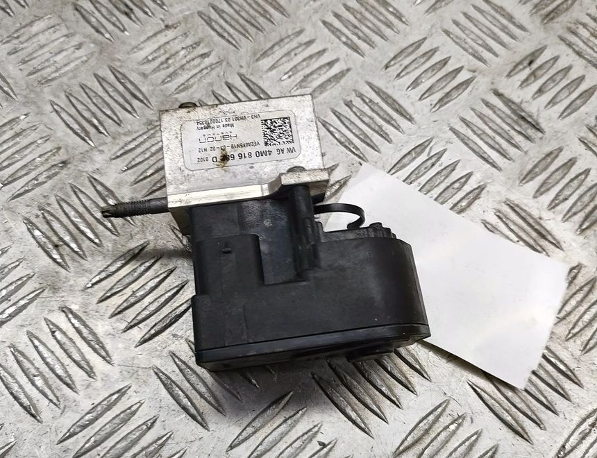 VOLKSWAGEN Golf 7 generation (2012-2024) КЛАПАН РАСШИРЕНИЯ КОНДИЦИОНЕРА ВОЗДУХА 4M0816682D 30386287