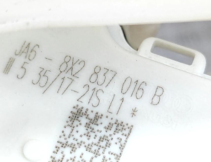 AUDI RS 3 8VA (2015-2021) Pravý predný dverový zámok 8X2837016B 30493442