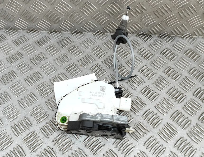 AUDI Q5 FY (2016-2024) Замок двери передний правый 8X2837016D 30655179