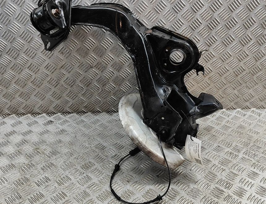 BMW 2 Series F44 (2019-2023) Zadný ľavý náboj kolesa 8842879,6891921 30745740