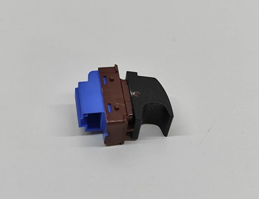 VOLKSWAGEN Passat B7 (2010-2015) Кнопка открывания задней крышки 3AA959831 30782776