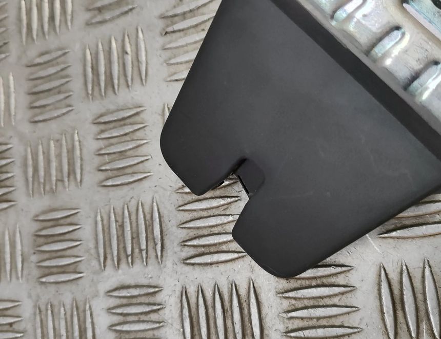 SKODA Kamiq 1 generation (2019-2023) Замок крышки багажника 654827505 30971064