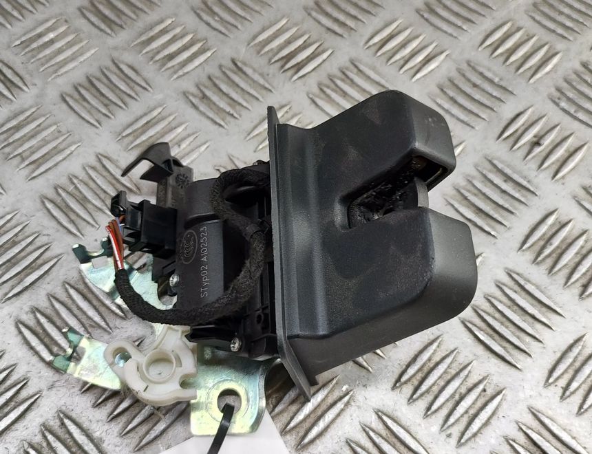 SKODA Kamiq 1 generation (2019-2023) Замок крышки багажника 654827505 30971064