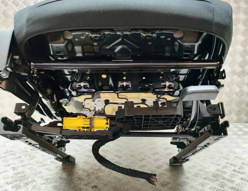 BMW 3 Series G20/G21/G28 (2018-2024) Pravé predné sedadlo 7414625,7414602 30979564