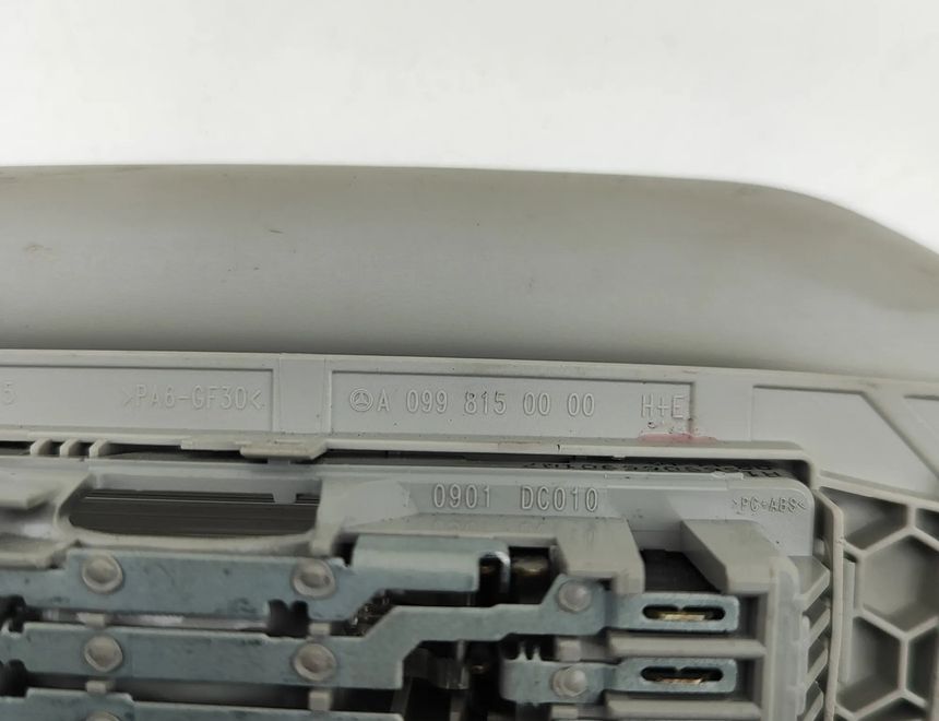 MERCEDES-BENZ GLE W166 (2015-2018) Ľavá zadná strešná rukoväť A0998150000 31264868