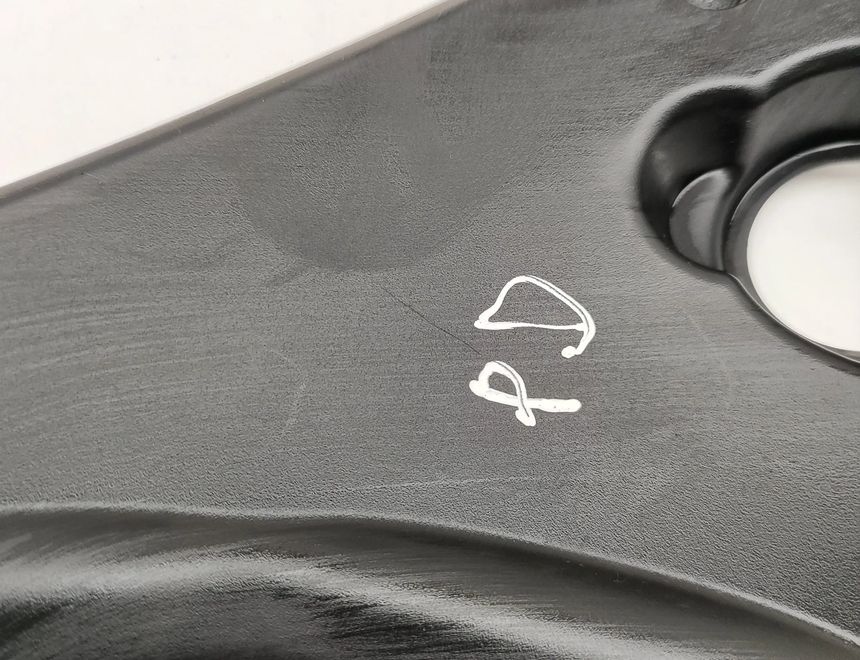 CF MOTO 650 (2014-present) 8J (2006-2014) Накладка передней внутренней крышки капота 6NT1-041201 31335357