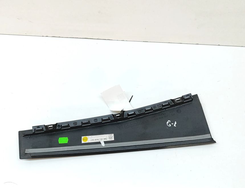 VOLKSWAGEN Sharan 2 generation (2010-2024) Задняя левая дверь, вертикальная отделка 7N0839903C 31397412