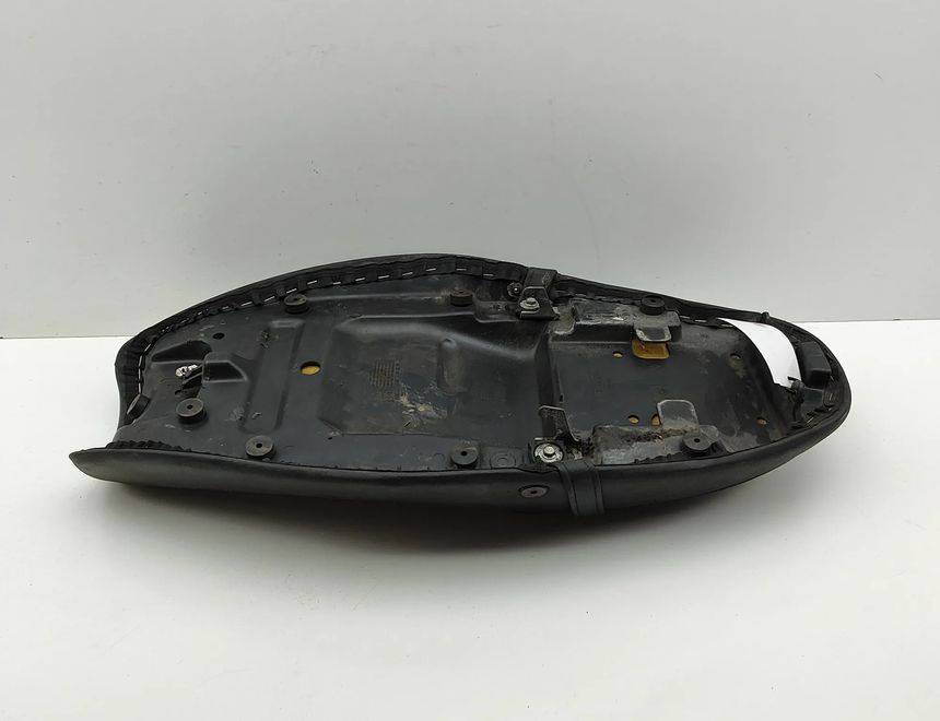 TRIUMPH THRUXTON 5 generation (2021-2024) Seat saddle bench 2301938 31422580