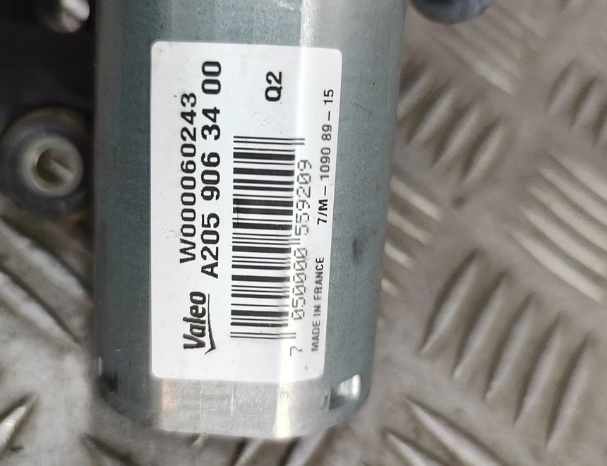 MERCEDES-BENZ C-Class W205/S205/C205 (2014-2023) Motor stierača zadného okna A2059063400 31555999