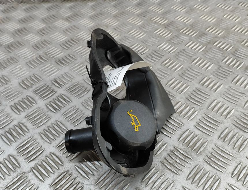 PORSCHE Cayman 987C (2005-2012) Olejová náplňová krytka 98710615002 31559238