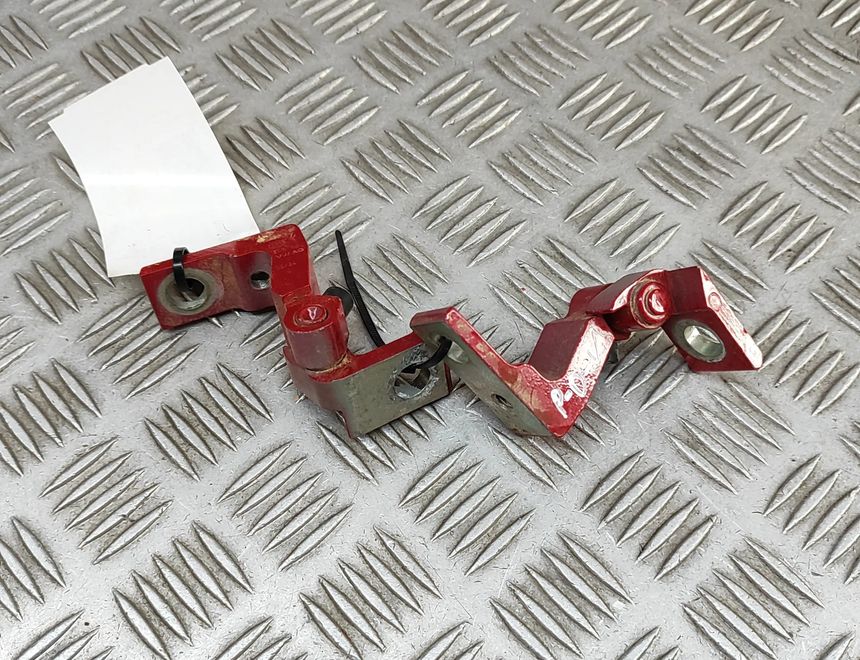 AUDI Q3 Sportback F3 (2019-2024) Right front door hinge kit 8W0833404A 31860756