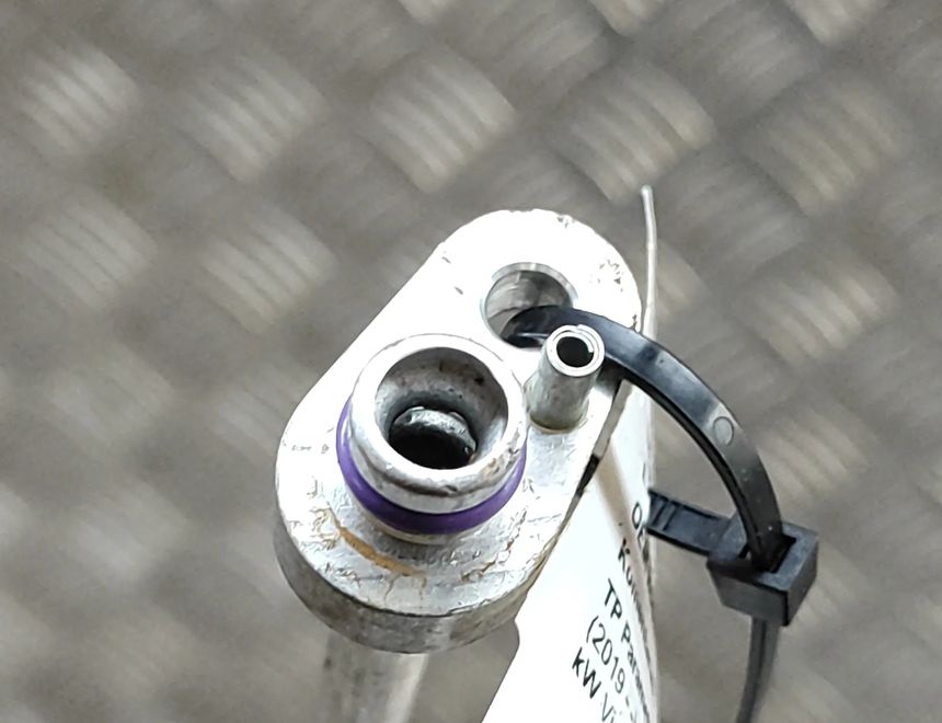 AUDI Q3 Sportback F3 (2019-2024) Трубки кондиционера 5QF816741E 31860847