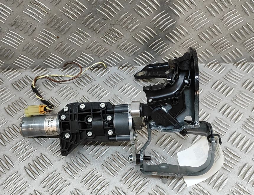 AUDI Q7 4M (2015-2024) Pravý motor pre elektrické otváranie piateho dverí 4M0827852C,0390204154,4M0827300C 31968207