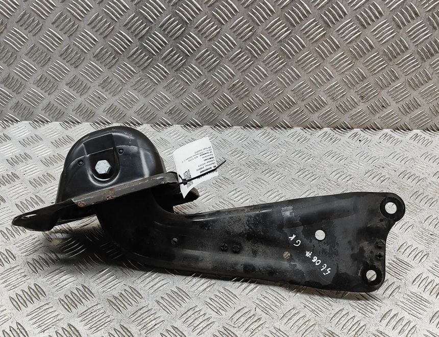 AUDI TT 8S (2014-2024) Ľavé zadné rameno závesu 5Q0505225C 32059800