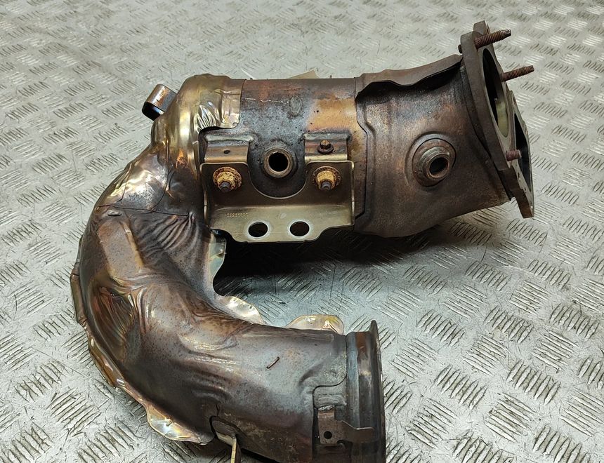 VOLVO V60 2 generation (2018-2023) Катализатор 32225841 32197932