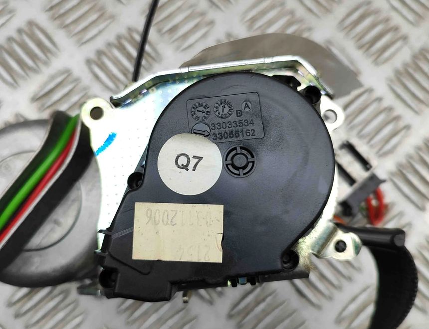 MERCEDES-BENZ S-Class W221 (2005-2013) Ľavý predný bezpečnostný pás A2218603185,33033534,33055162 32388981