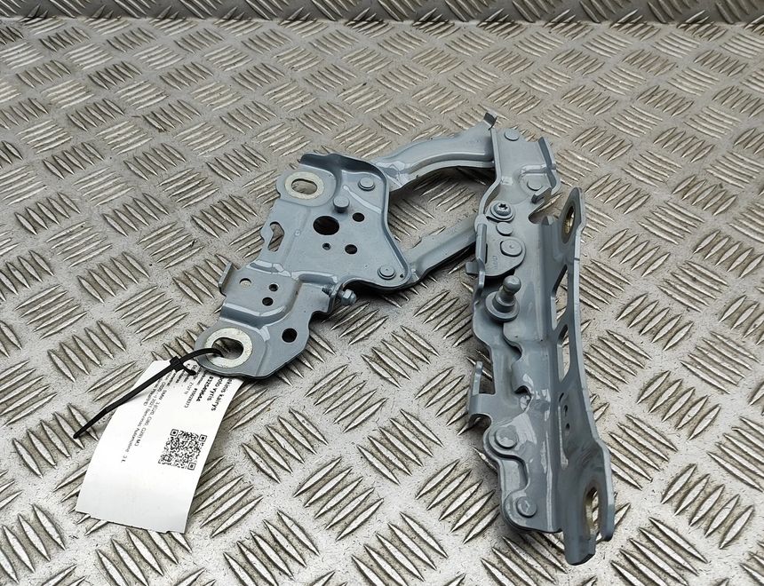 BMW M3 G80 (2020-2023) Петля капота передняя левая 7450589 32549644