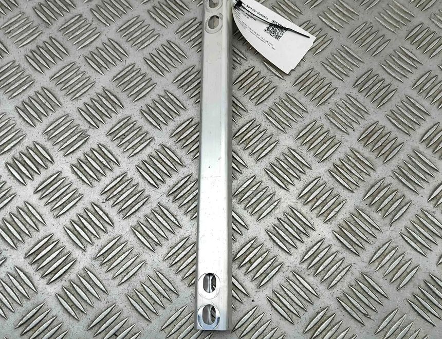 MERCEDES-BENZ GLE W167 (2019-2024) Другие части внутренние двигателя A1676264600 32552113