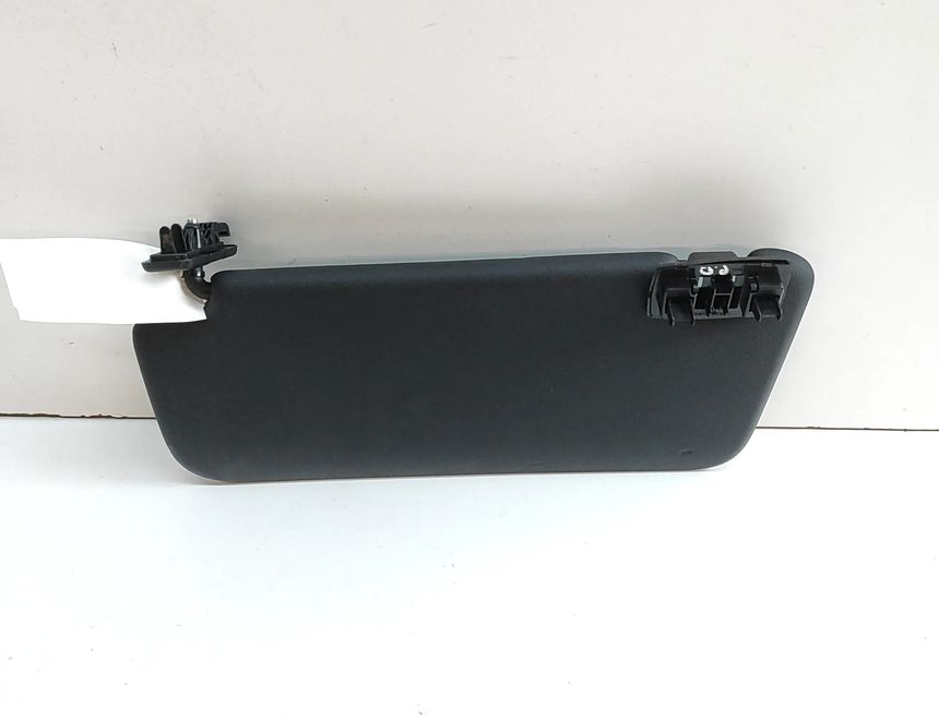 MERCEDES-BENZ C-Class W205/S205/C205 (2014-2023) Pravý slnečný kozub A2058108404 32637582