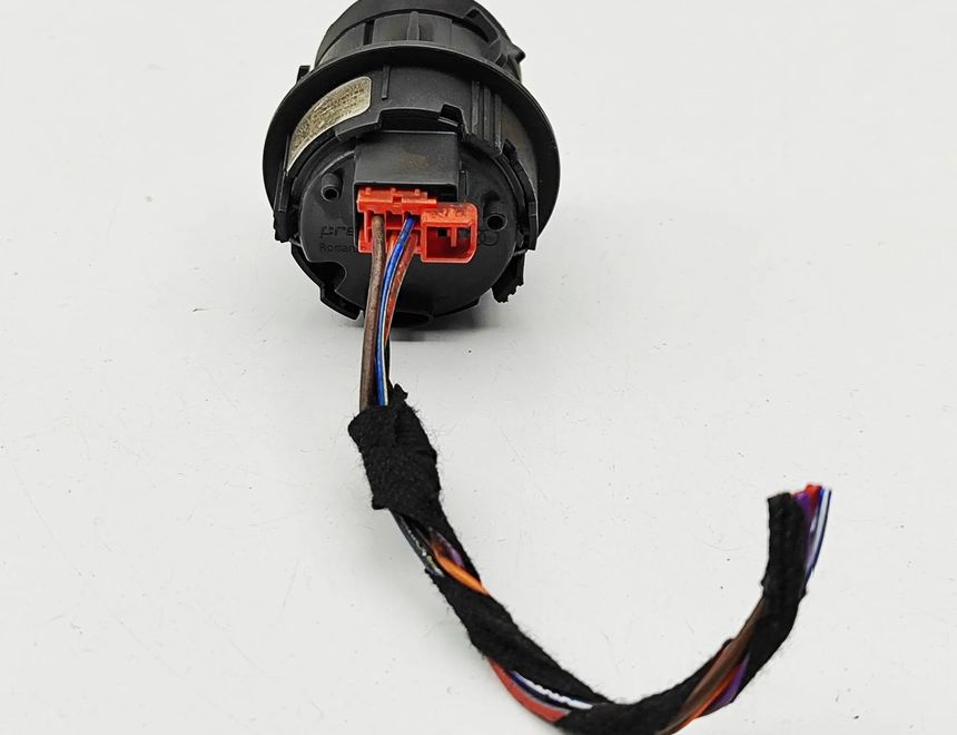 AUDI Q4 Sportback e-tron 1 generation (2021-2024) Кнопки музыкального проигрывателя 8Y0919616B 32637617