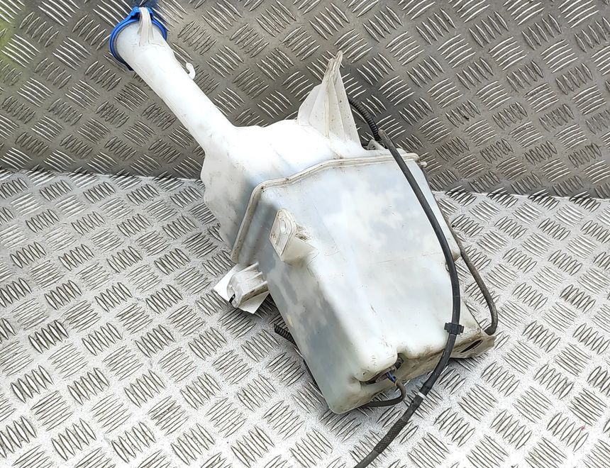 KIA Cee'd 2 generation (2012-2018) Window Washer Tank 98610-A2000 32865318