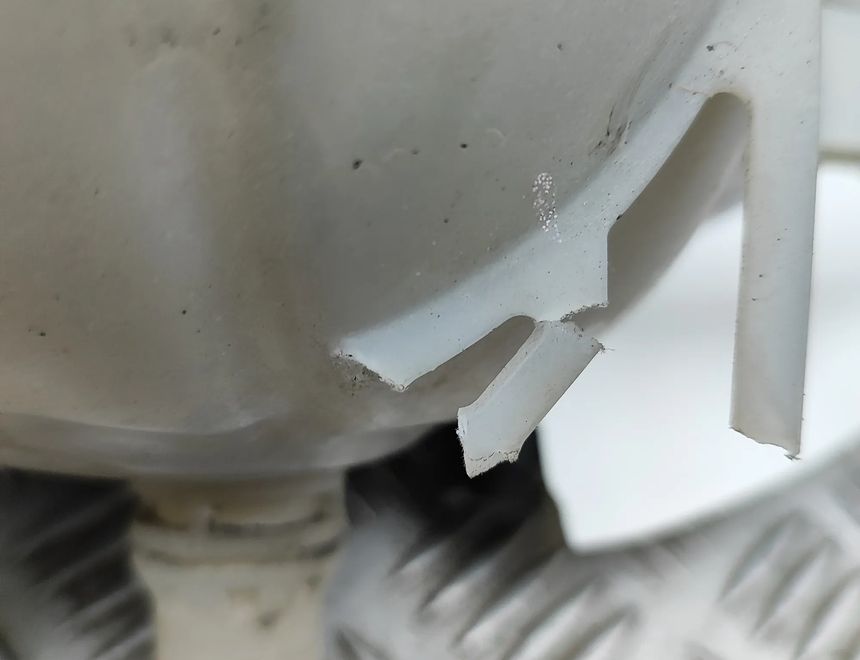 MERCEDES-BENZ C-Class W205/S205/C205 (2014-2023) Expansion Tank A2055000049 33044013