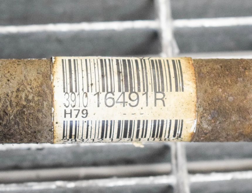 DACIA Duster 1 generation (2010-2017) Front Left Driveshaft 391016491R 3436270