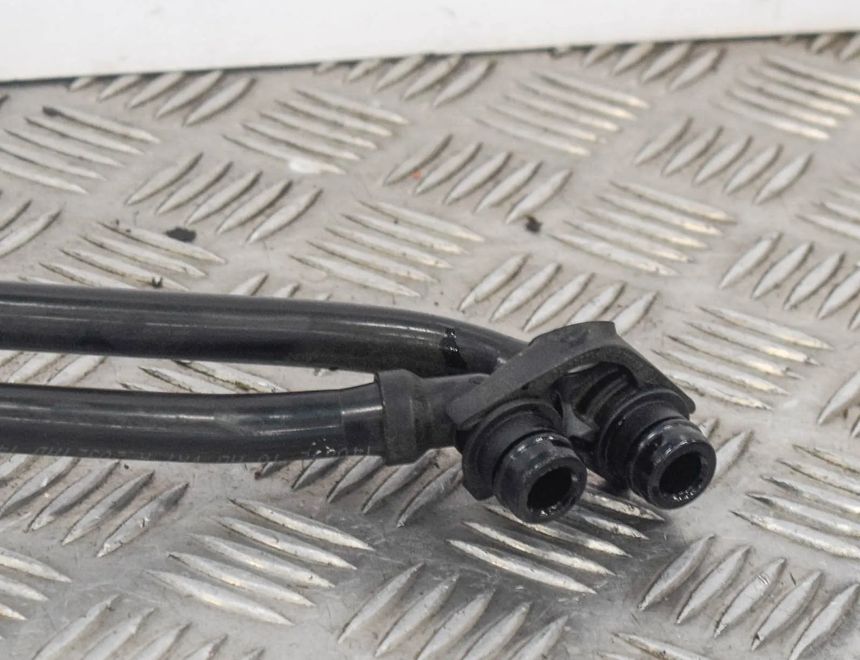 BMW 3 Series F30/F31 (2011-2020) Другие шланги 8509994 3664916