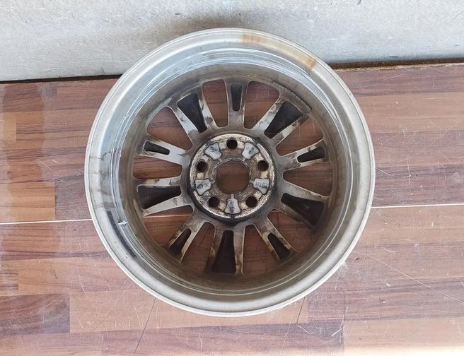 TOYOTA Yaris 4 generation (2020-2023) Koleso 29653853