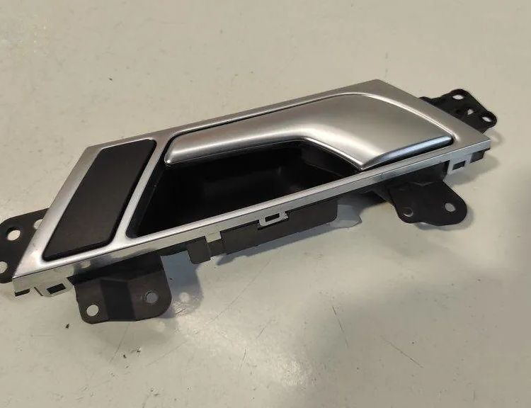 AUDI A6 C6/4F (2004-2011)  Правая задняя внутренняя ручка открытия 4F0839019 17093876