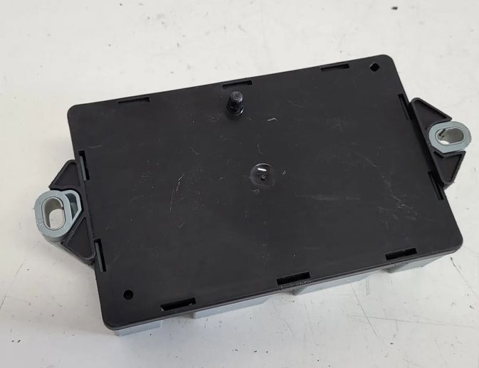 JAGUAR XE 1 generation (2014-2024) Poistková skrinka CPLA14Q073AA,71739084,1607120628,73707520 25010747