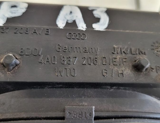 AUDI A3 8L (1996-2003) Pravé predné dvere vonkajšia kľučka 4A0837206D,8D0837208A 25451157