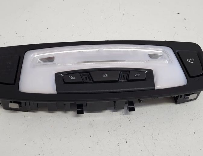 BMW 3 Series E90/E91/E92/E93 (2004-2013) Освещение салона 930579403E 29063814