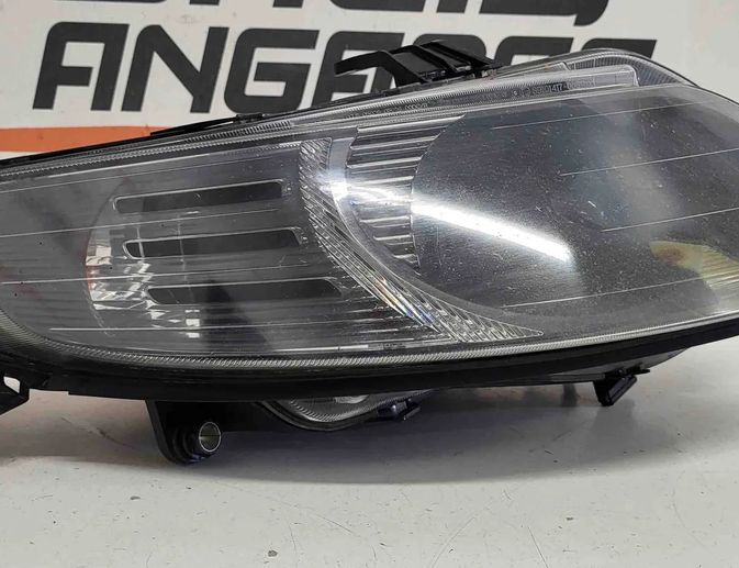 SAAB 95 1 generation (1959-1977) Front Right Headlight 32742055