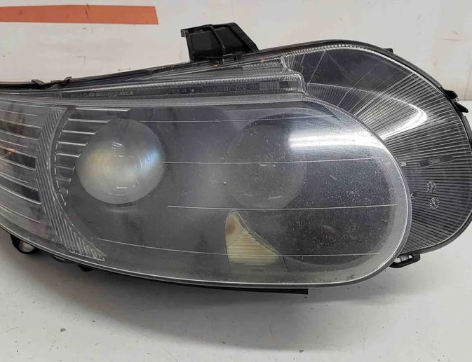 SAAB 95 1 generation (1959-1977) Front Right Headlight 32742055