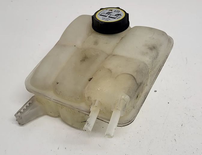 VOLVO V50 1 generation (2003-2012) Расширительный бак 3M5H8K218 33023604