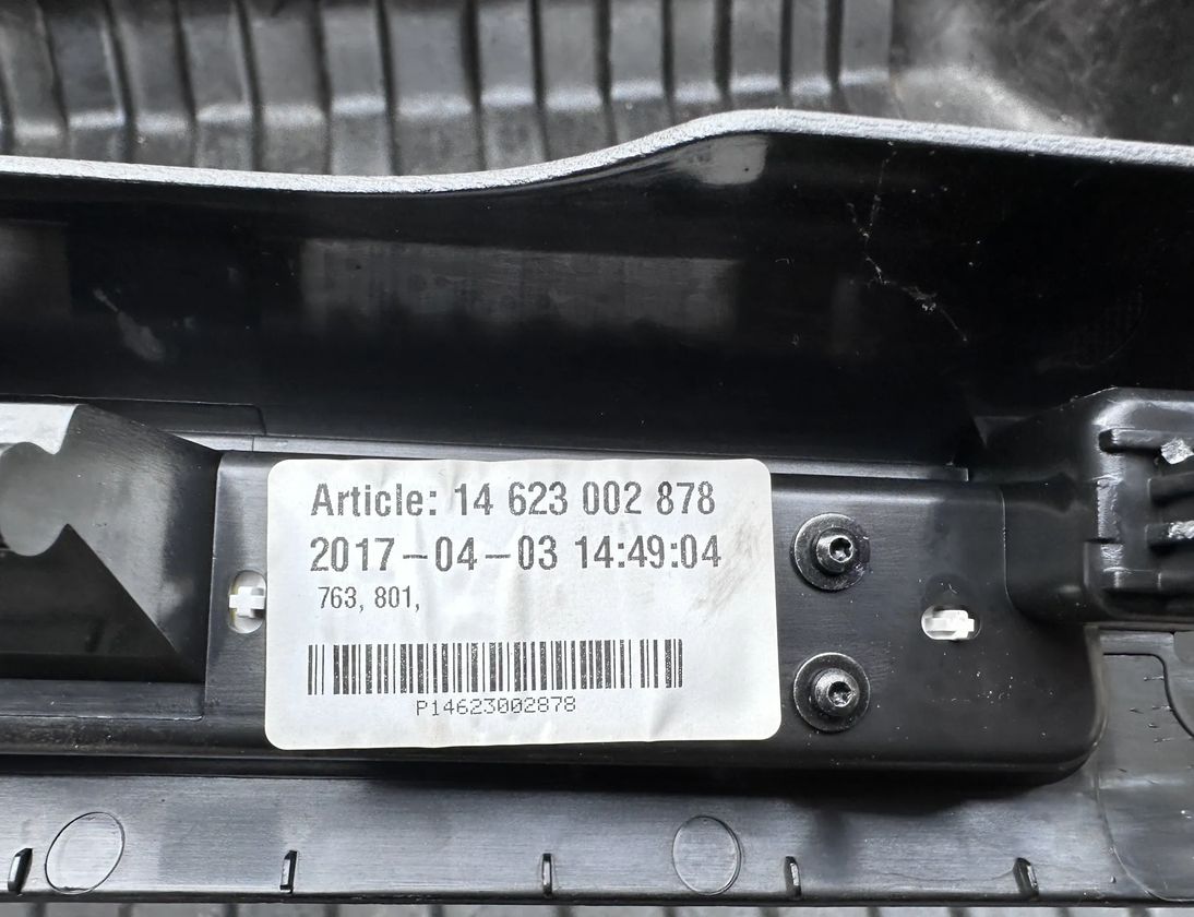 VOLVO S90 2 generation (2016-2023)  Задняя левая отделка 14623002878,P14623002878,31377618 27355286